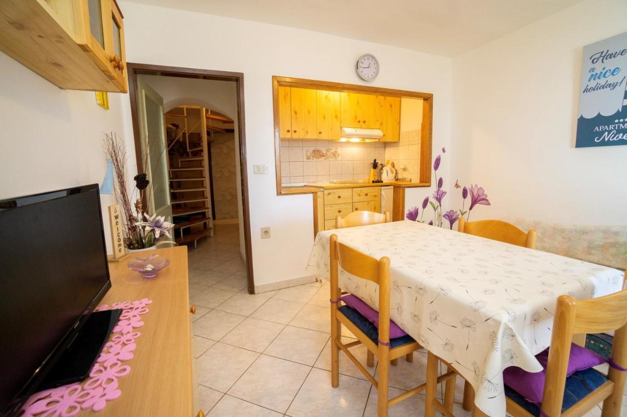Apartment Nives 乌马格 外观 照片