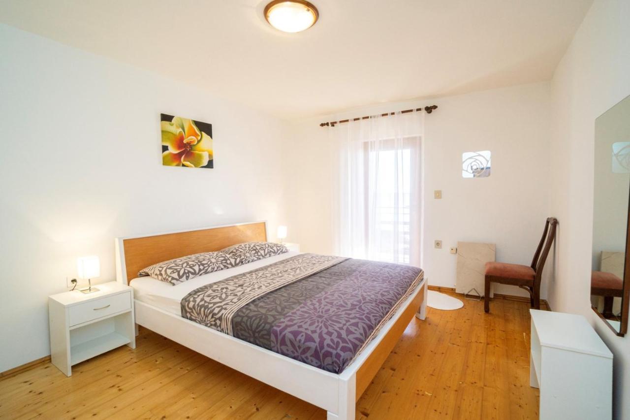 Apartment Nives 乌马格 外观 照片
