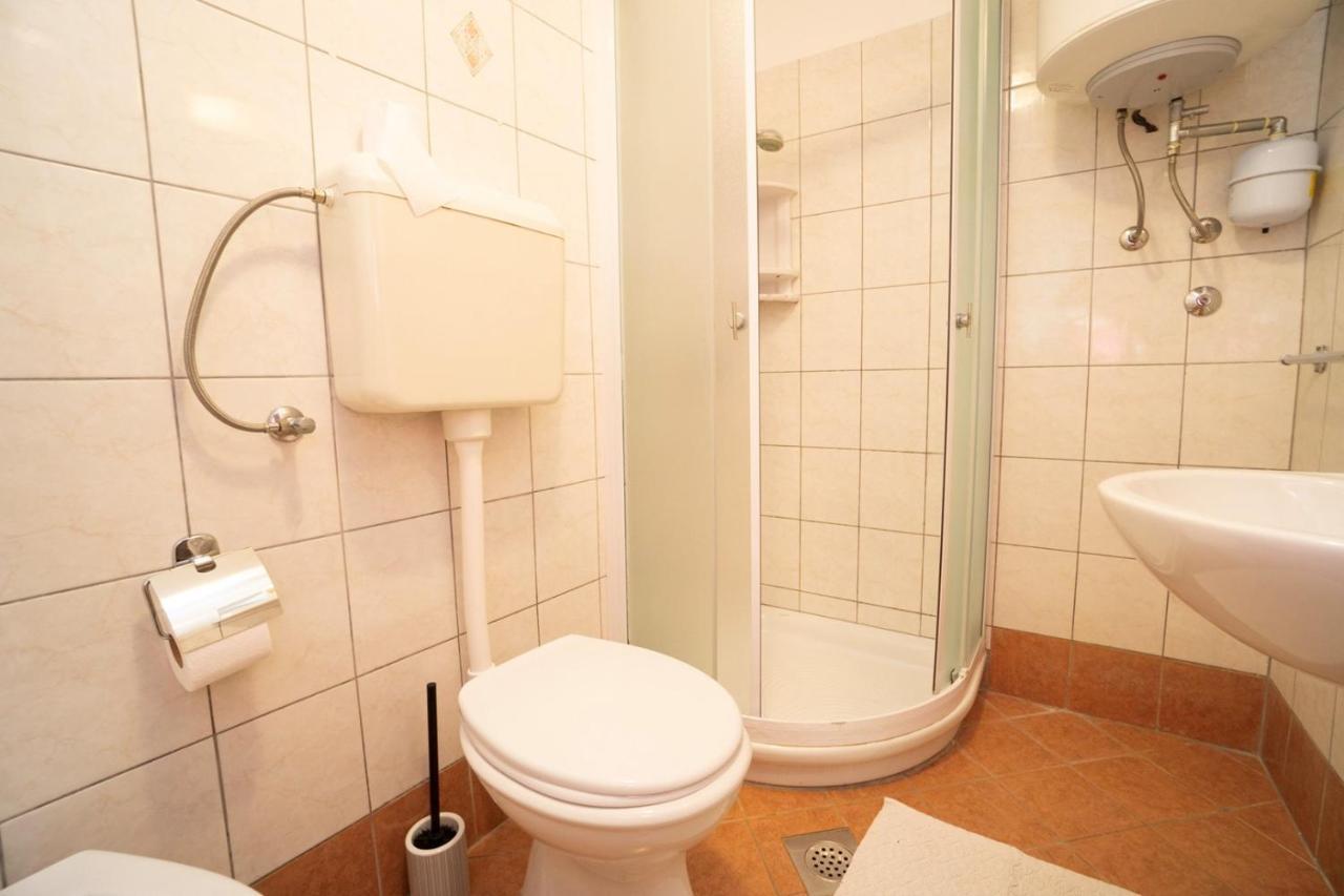 Apartment Nives 乌马格 外观 照片